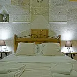 Bed & Breakfast Naraca Cave House 4*