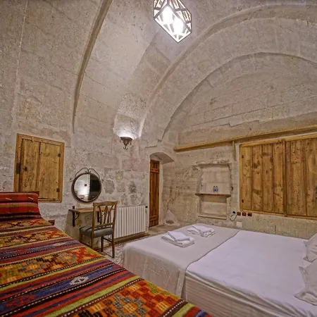 Bed & Breakfast Naraca Cave House 4*