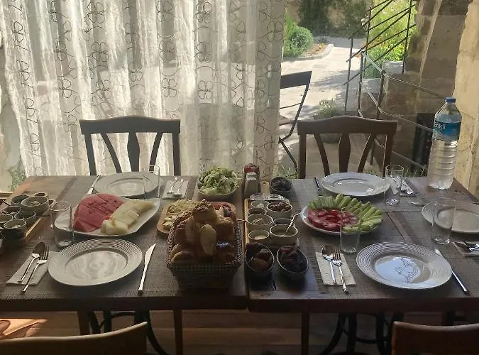 Bed & Breakfast Naraca Cave House